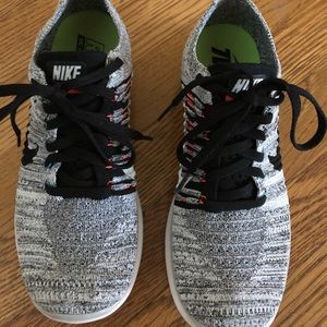 Nike Free RN Flyknit shoe 7.5